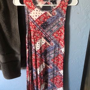 Summer red, white, and blue dress w/keyhole back.